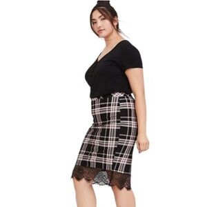 NWT Torrid Black Plaid Lace Trim Ponte Pencil Skirt